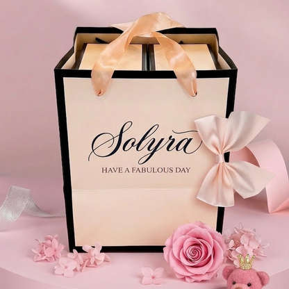 Collar “Mom” con Caja Regalo Premium y Osito – Regalo para Mamá